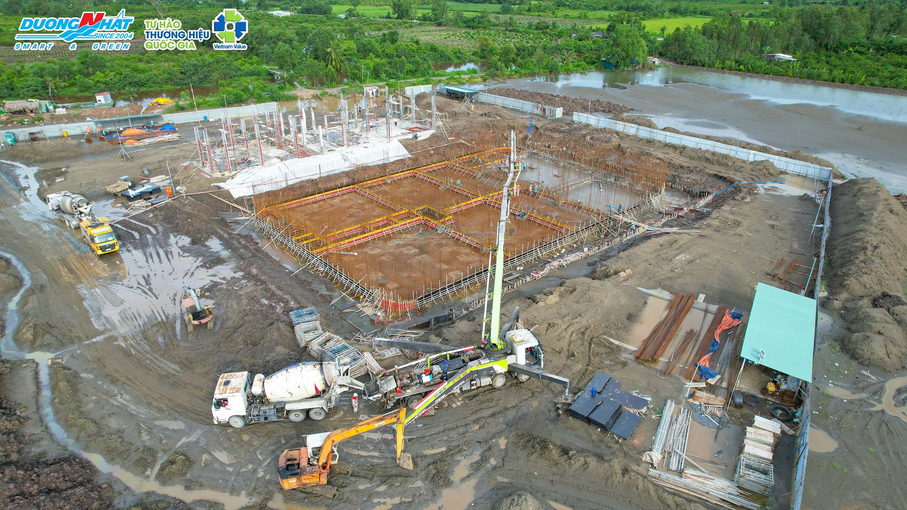 đổ bê tông nhà máy xử lý nước thải tập trung kcn prodezi long an